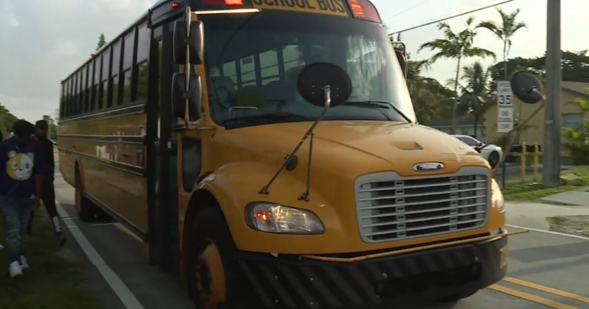 Palm Beach County school bus drivers to get pay raise